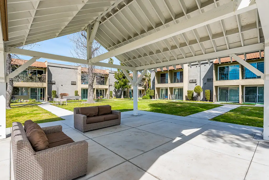 Outdoor Pergola Outdoor Pergola
