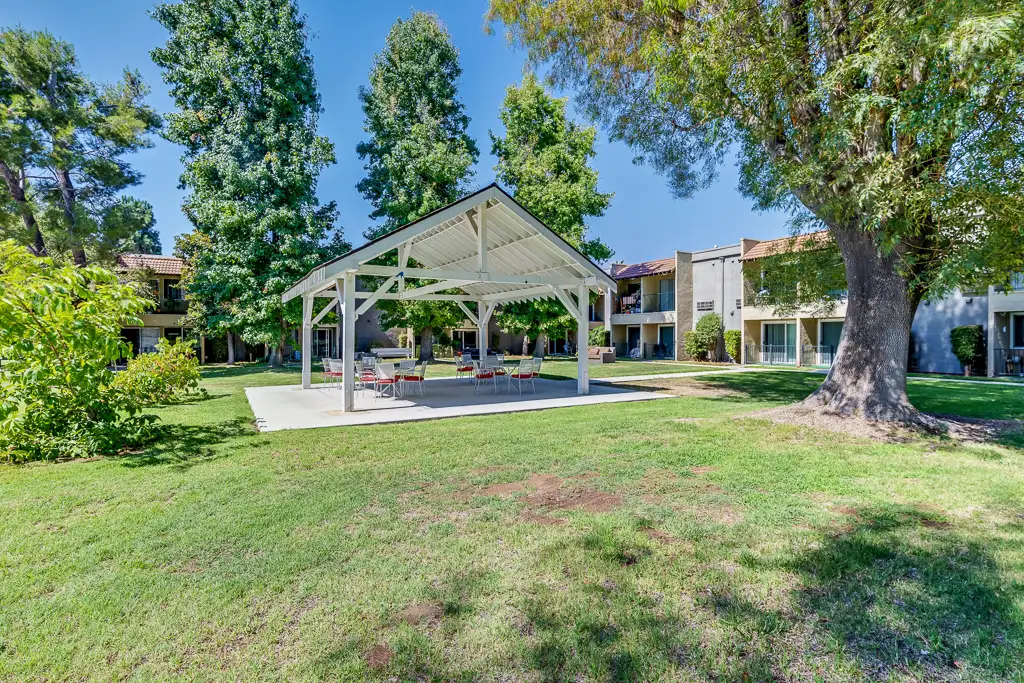 Outdoor Pergola with Seating Area Outdoor Pergola with Seating Area
